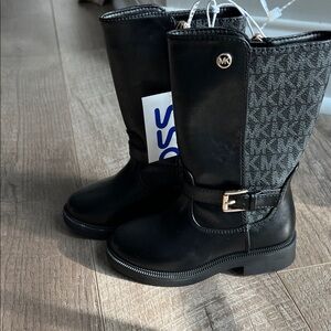 Michael Kors Black and Patterned Boots for little girls size 8 (4-5 years old)